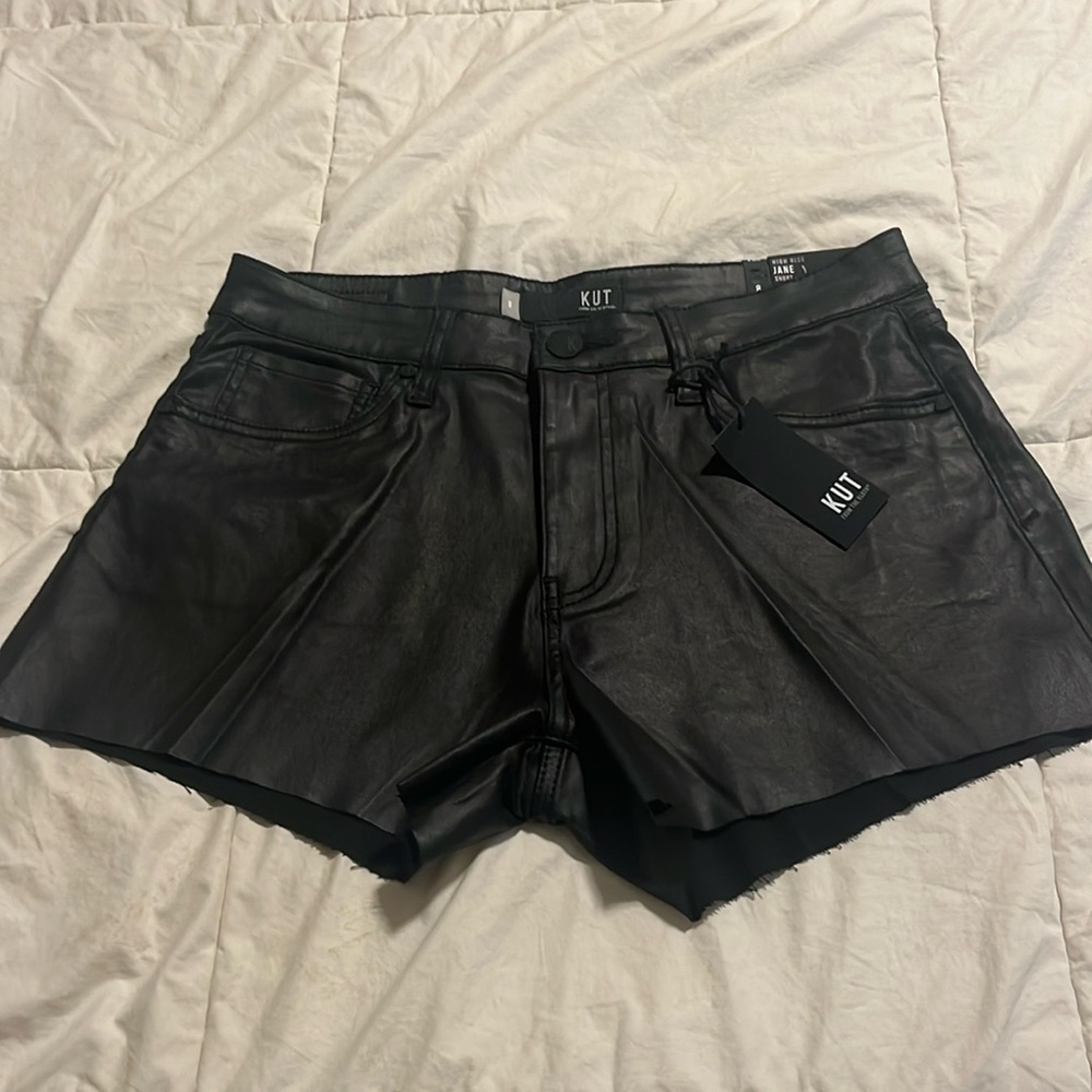 Kut From the Kloth black shorts size 8